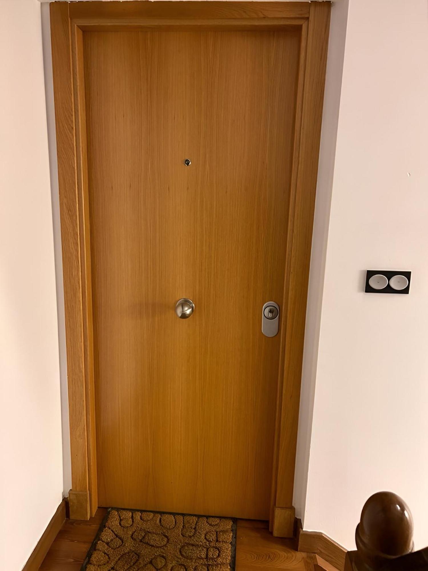 Apto Elizag-1 Apartman Lesaka Kültér fotó